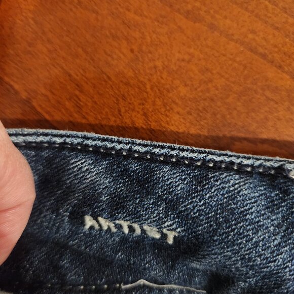 Size 2 American Eagle Jeans - Picture 5 of 6